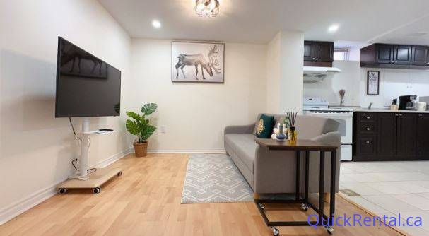 Room for Rent in Brampton near Hurontario Street & County Court Boulevard